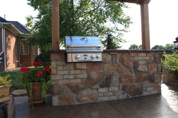 Built in Grill Brick and Feild Stone Mix